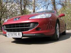 Любители красивой жизни выбирают Peugeot 407 Coupe Любители красивой жизни выбирают Peugeot 407 Coupe