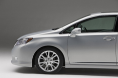 ����� Lexus HS 250h �� ��� ������� �����