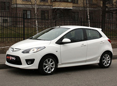Mazda2: настроение прилагается Mazda2: настроение прилагается