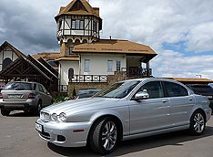 Jaguar X-TYPE: джентльмен в стальной "шкуре" Jaguar X-TYPE: джентльмен в стальной "шкуре"