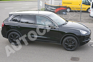 Новый Porsche Cayenne попал в объективы
