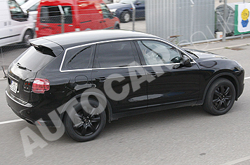 Новый Porsche Cayenne попал в объективы