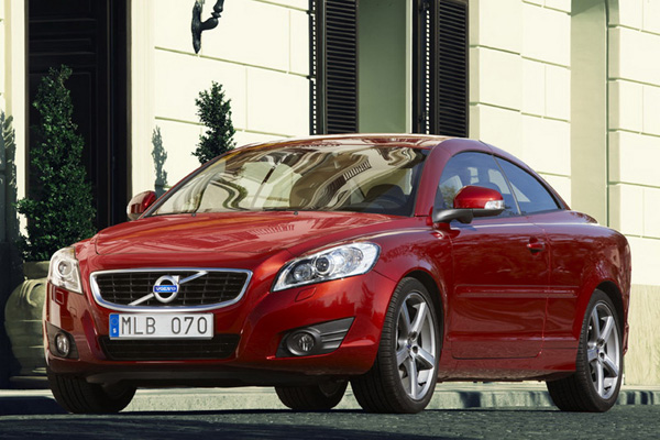 Volvo представила С70