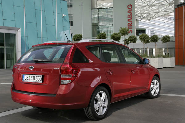 Корейцы рассекретили обновленный Kia Ceed