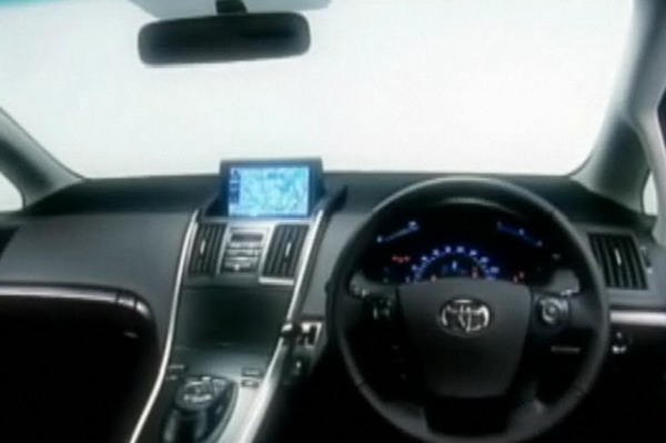 У Prius появится старший брат