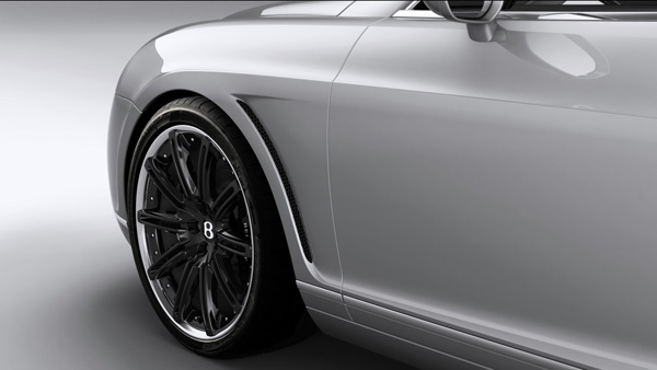 Появилось детское автокресло от Bentley