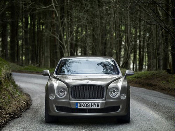 Bentley огласил детали новой модели