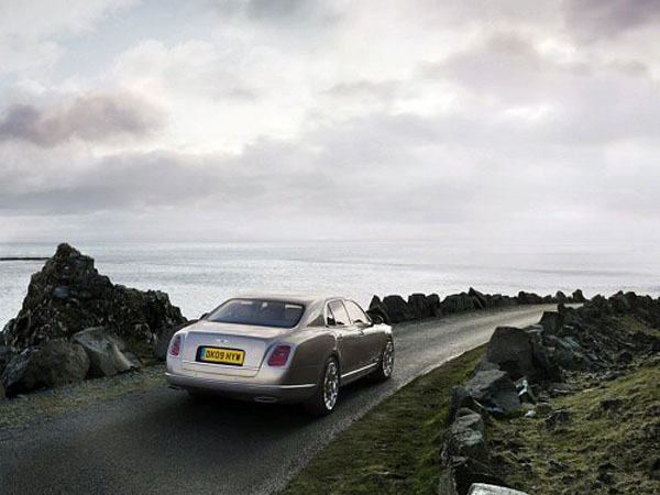 Bentley огласил детали новой модели