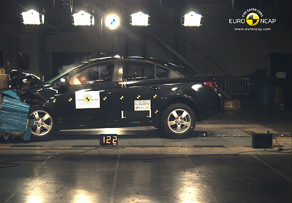 Chevrolet Cruze: ������� �����