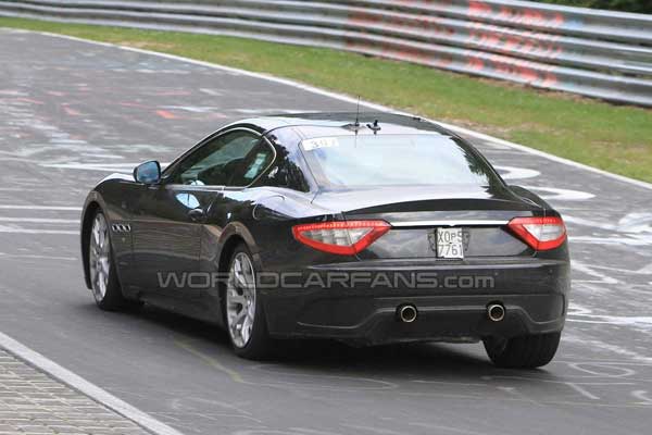 Новый Maserati попал в камеру