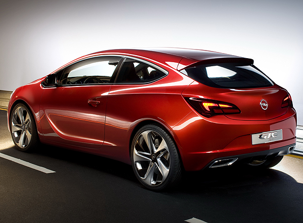 Opel представил парижский GTC