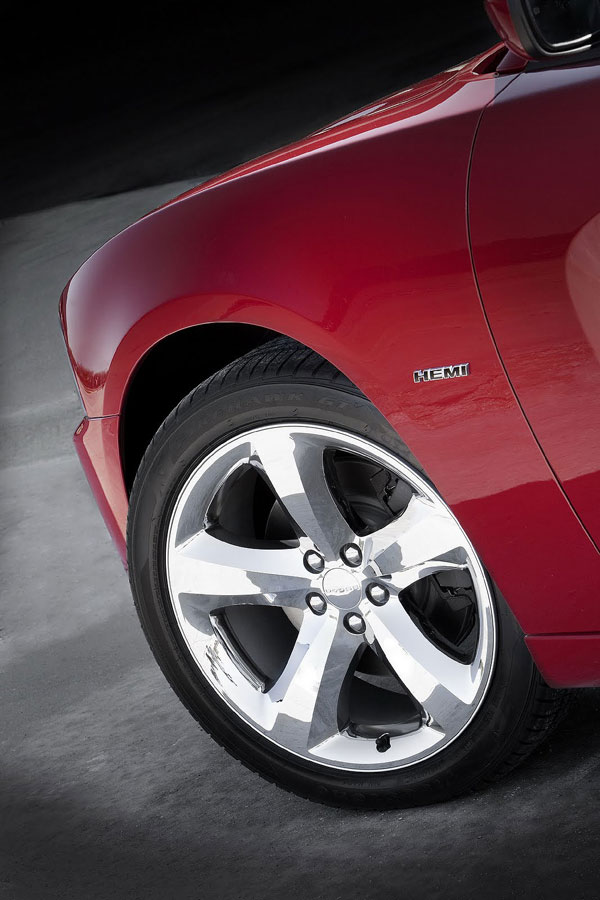 Chrysler Group показала новый Dodge Charger
