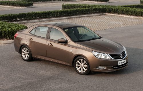General Motors показал свою первую китайскую лошадь