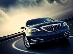 Chrysler 200 �� Lancia ������� ��� � ������