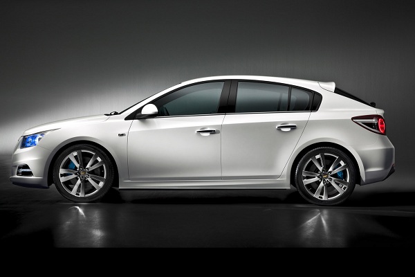 Серийный хэтчбек Cruze будет готов к началу марта