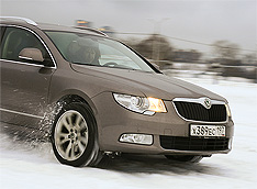 Skoda Superb Combi: чешское танго втроем Skoda Superb Combi: чешское танго втроем