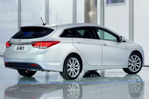 Hyundai демонстрирует новый универсал
