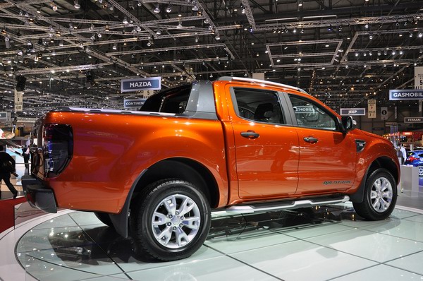 Ford показал конкурента VW Amarok