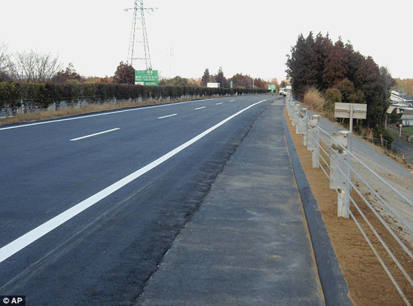 Японцы починили дорогу меньше чем за неделю