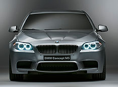 �������� BMW M5 ������� �� ���������