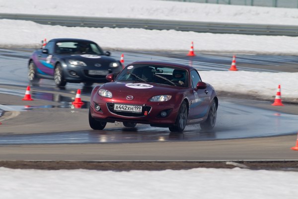Mazda Sport Cup 2011: чудеса на виражах