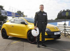 Megane RS Trophy ��������� ����� ������ ������������
