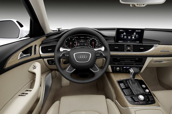 Объявлены цены и комплектации новой Audi A6 Avant