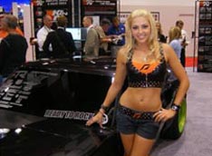 SEMA - ��������� ����� "booth babes"