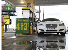 Jaguar ������ ������������ �� ������������� �����������