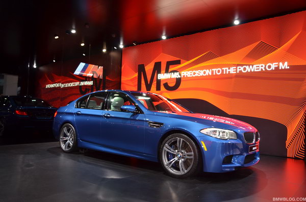 Новая BMW M5 будет на ручке
