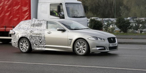 Jaguar везет в Женеву первый универсал