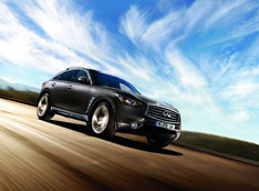 Infiniti представляет первый дизель в России Infiniti представляет первый дизель в России