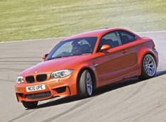 ����������� - BMW 1M vs. BMW M3 GTS