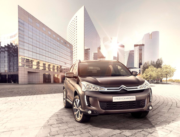 Названы российские цены на Citroen C4 Aircross
