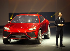 Lambo Urus: ���������� ��� ���������� ������������