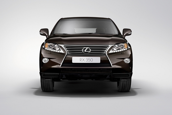В продажу поступил обновленный Lexus RX