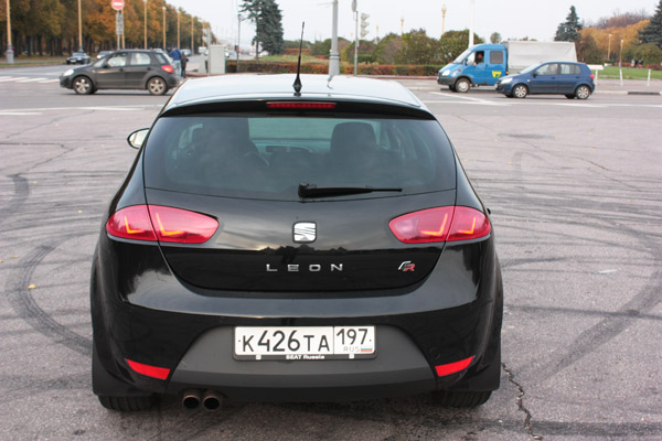 SEAT Leon FR: оригинально и погорячее