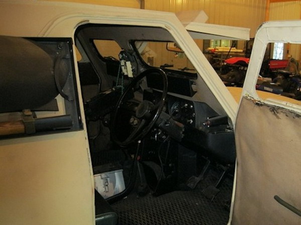 Land Rover Series III - максимум защиты по-английски
