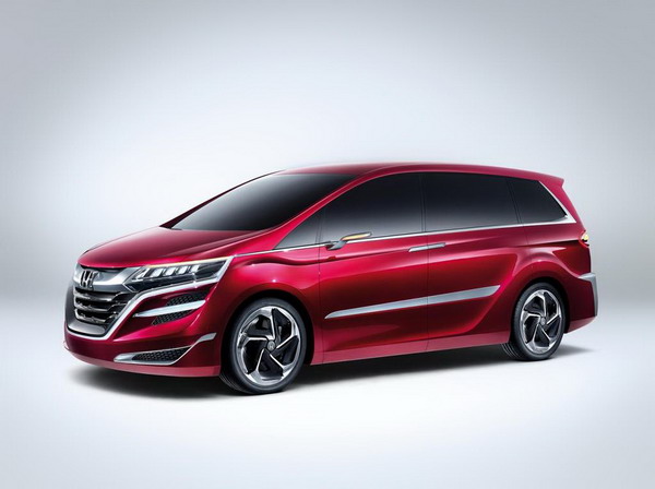 Honda выводит минивэны на новый уровень с помошью Concept M