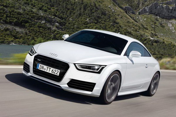 Первые изображения новой Audi TT выложили в сеть