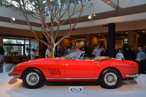 Классические Ferrari - звезды аукциона в Монтерее