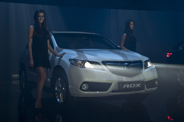 Acura начинает продажи в России весной 2014 года