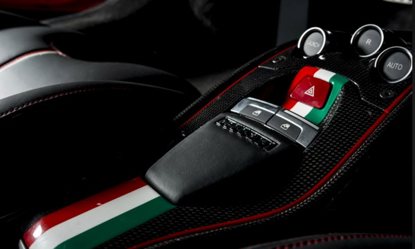 Ferrari посвятил 458 Italia Ники Лауде