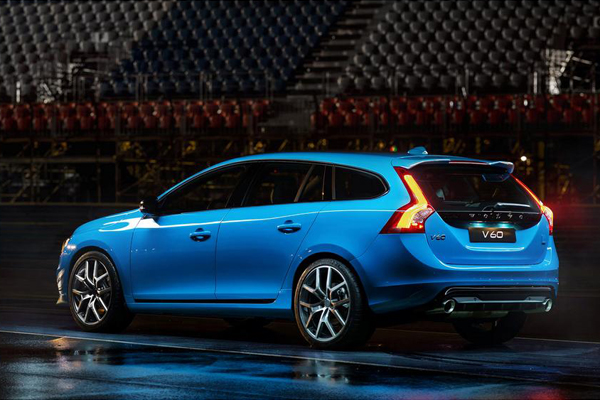 Volvo представила супер-универсал V60 Polestar
