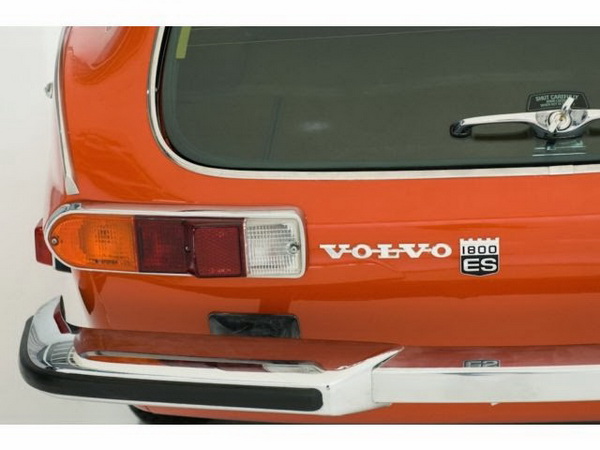 Volvo 1 800 ES проехал 145 километров за 40 лет