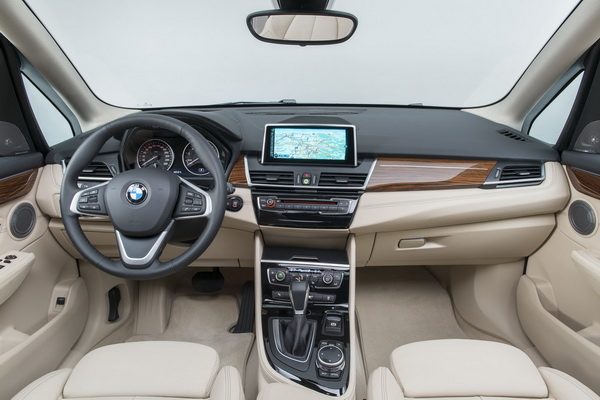BMW показала минивэн 2-Series Active Tourer