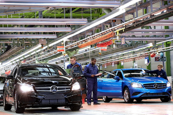 Mercedes к 2019 году представит совершенно новый SL