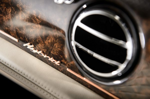 Гибридный Bentley: медь и крутящий момент