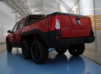 Dacia строит трехосный пикап Duster