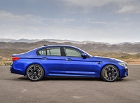 Объявлена российская цена на новый BMW M5 Competition